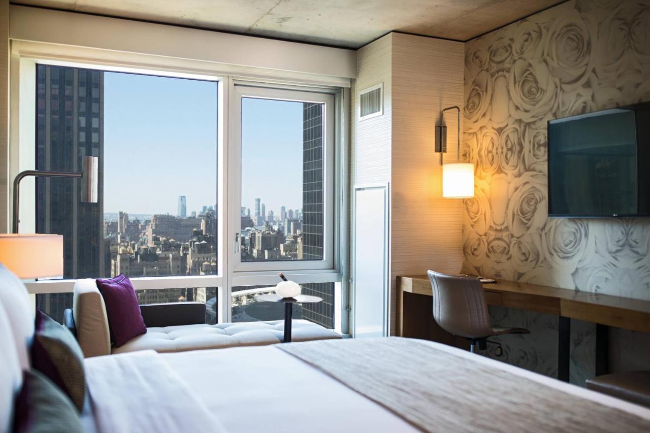 Renaissance New York Midtown Hotel Екстер'єр фото
