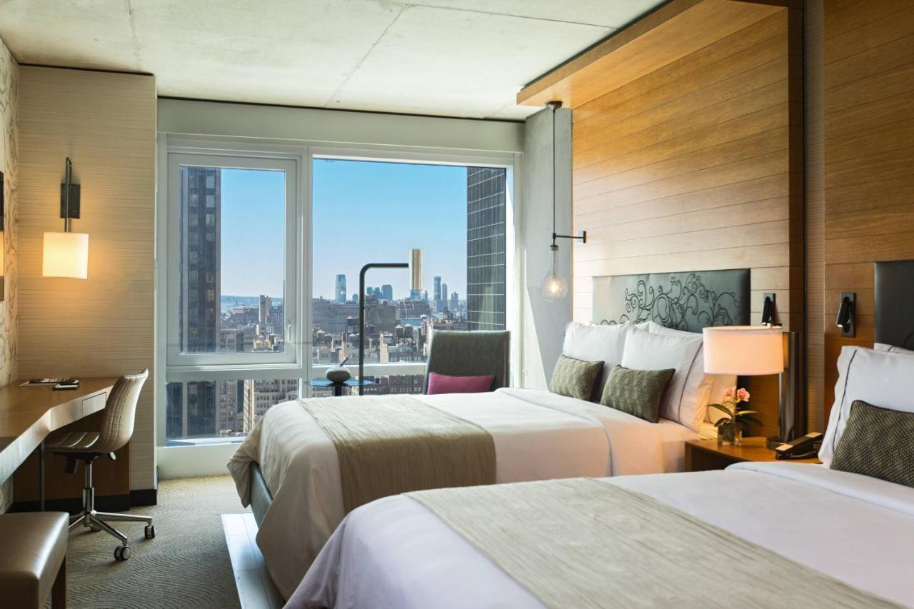 Renaissance New York Midtown Hotel Екстер'єр фото