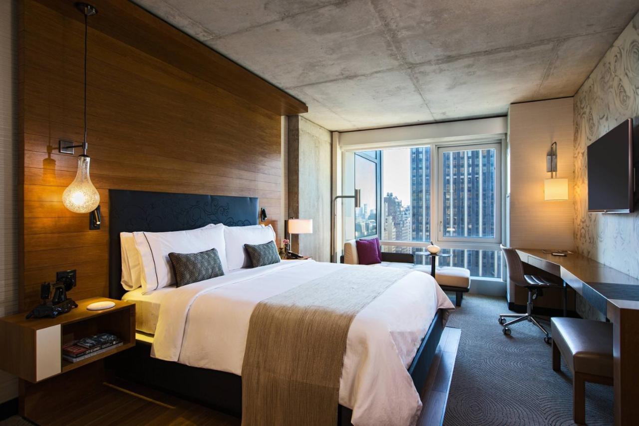 Renaissance New York Midtown Hotel Екстер'єр фото