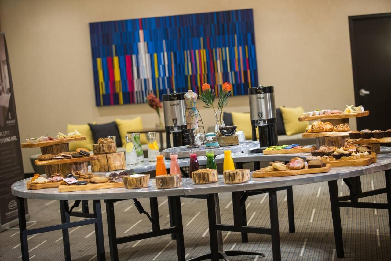 Renaissance New York Midtown Hotel Екстер'єр фото