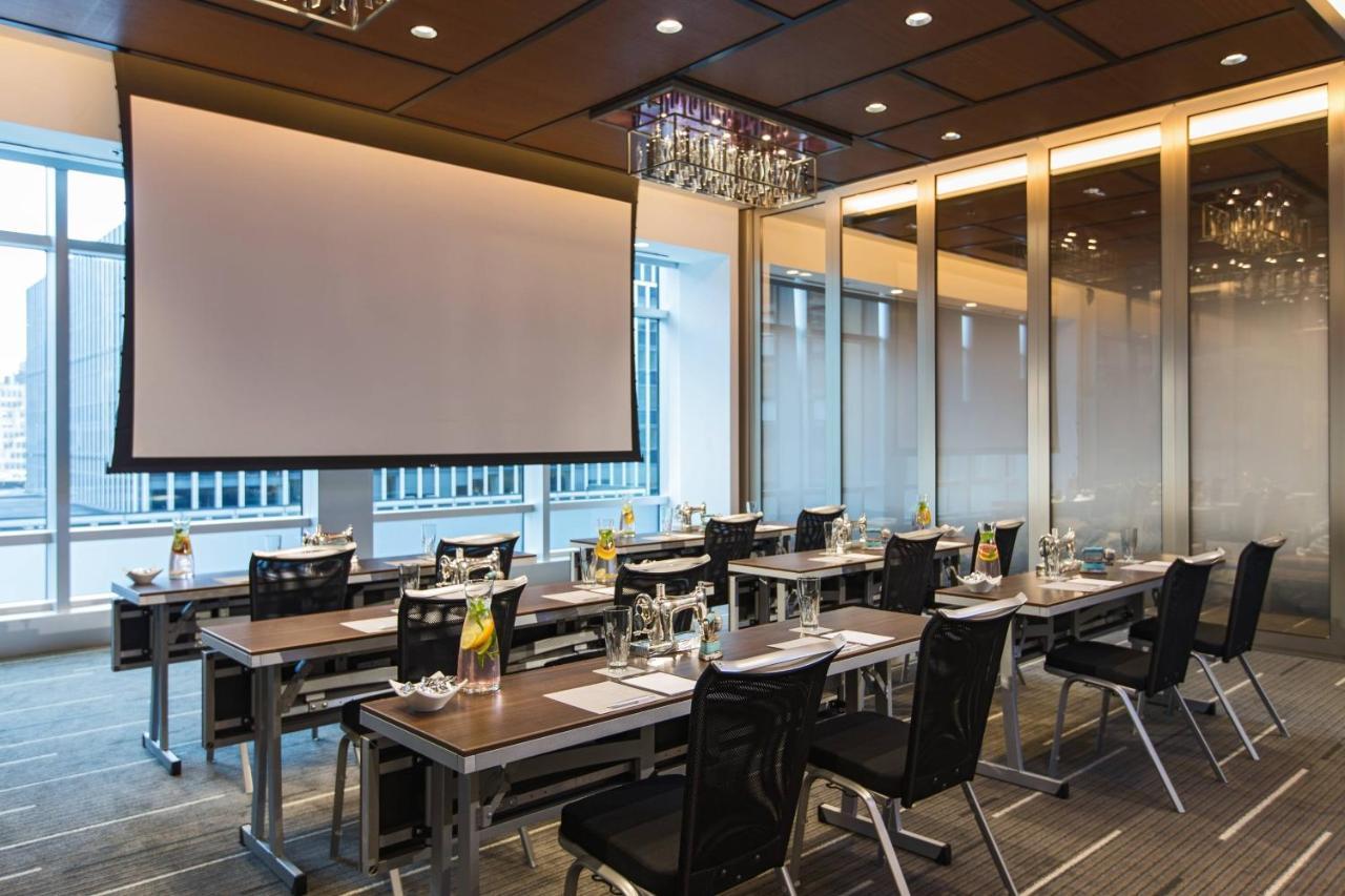Renaissance New York Midtown Hotel Екстер'єр фото