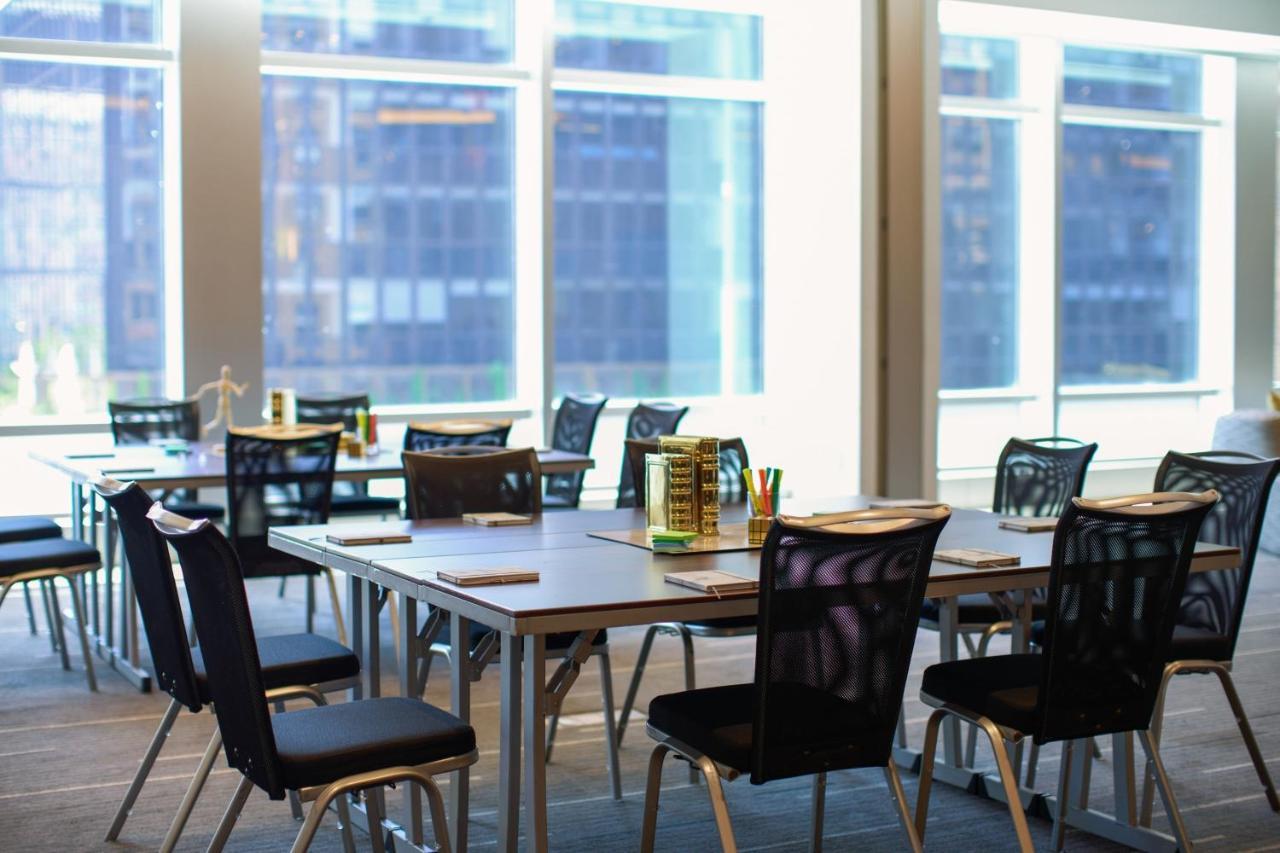 Renaissance New York Midtown Hotel Екстер'єр фото